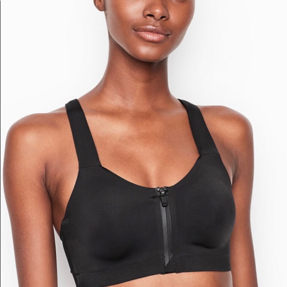 Never Worn Knockout Front-Close Sport Bra